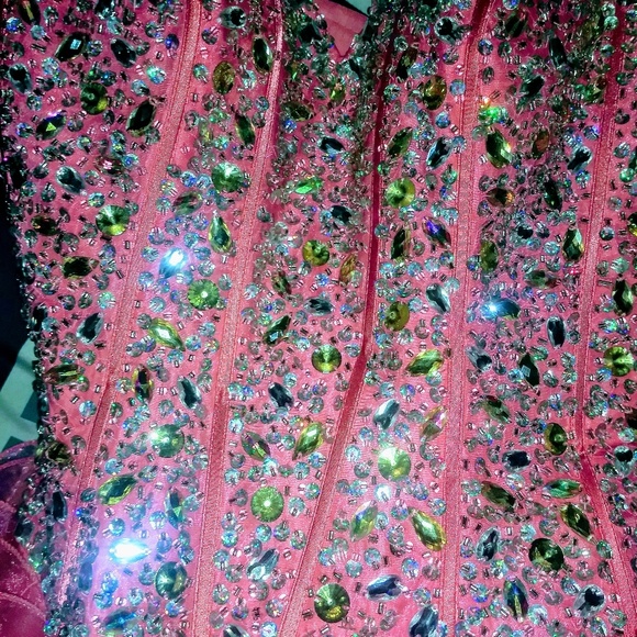 BUY NOW! - Picture 2 of 7